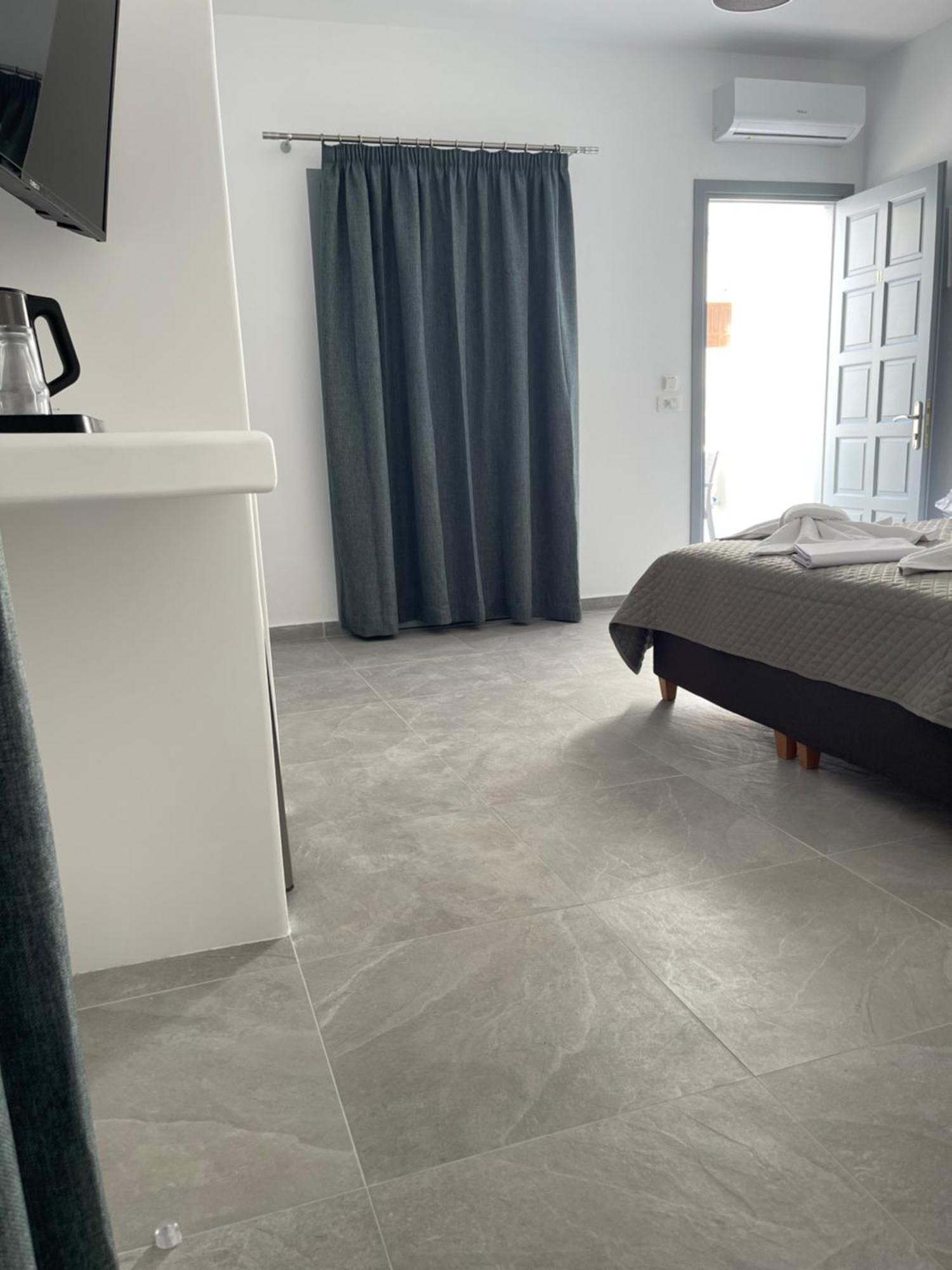 Tarelis Apartments & Studios Kamári Buitenkant foto