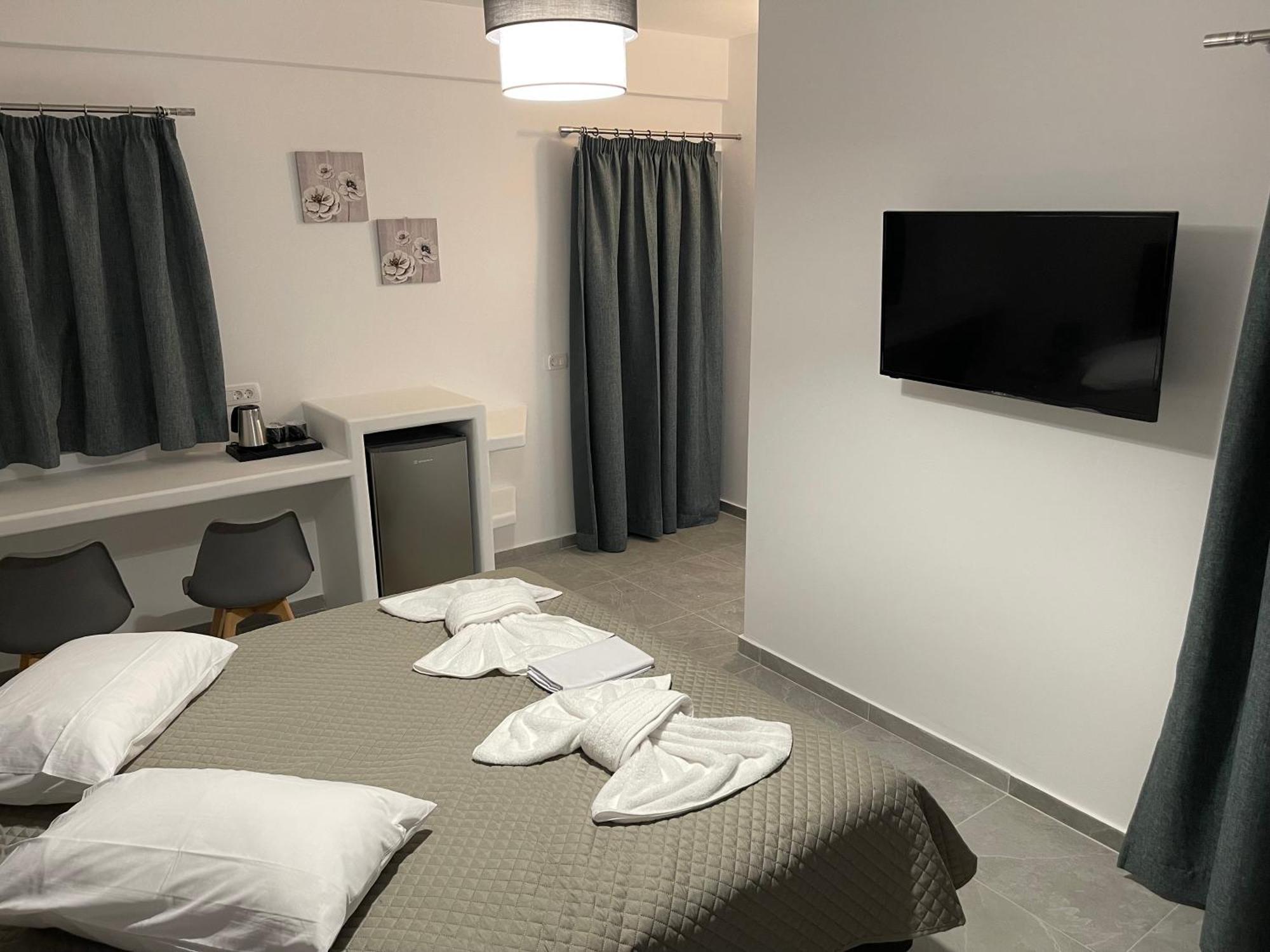 Tarelis Apartments & Studios Kamári Buitenkant foto